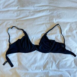 Out From Under Bralette SIZE: 34C